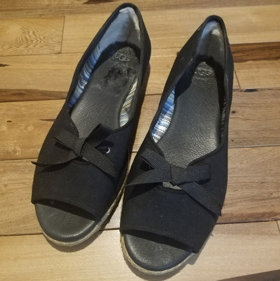 UGG Shoes - 🌟UGG Marleigh Canvas Peep Toe Slip On